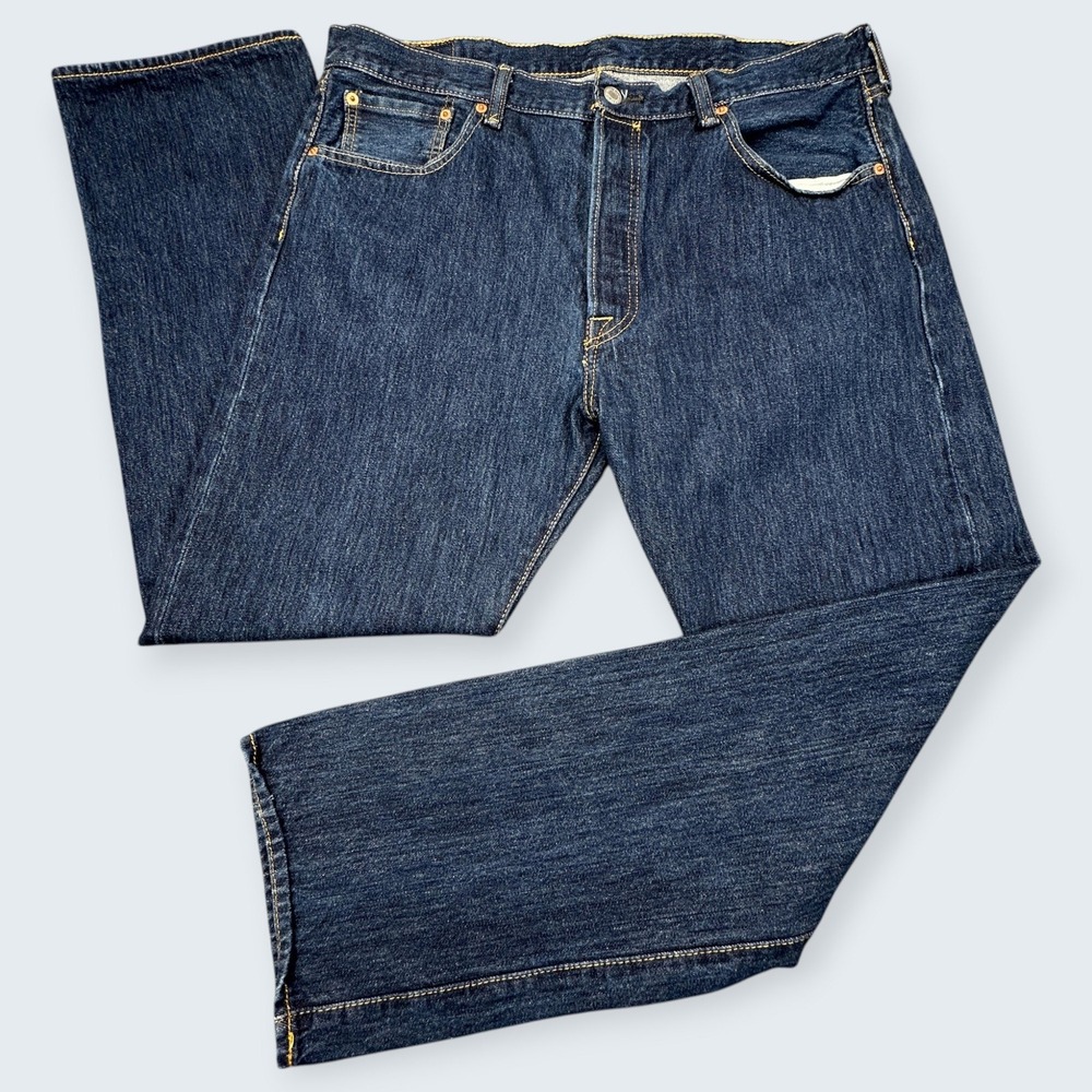 Levis 501 Jeans Mens 38x32 (Fits as 36x30) Blue Straight Leg Classic Button Fly